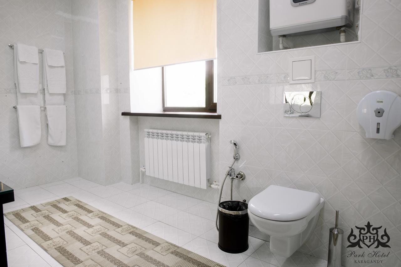 Park Hotel Karagandi Kültér fotó