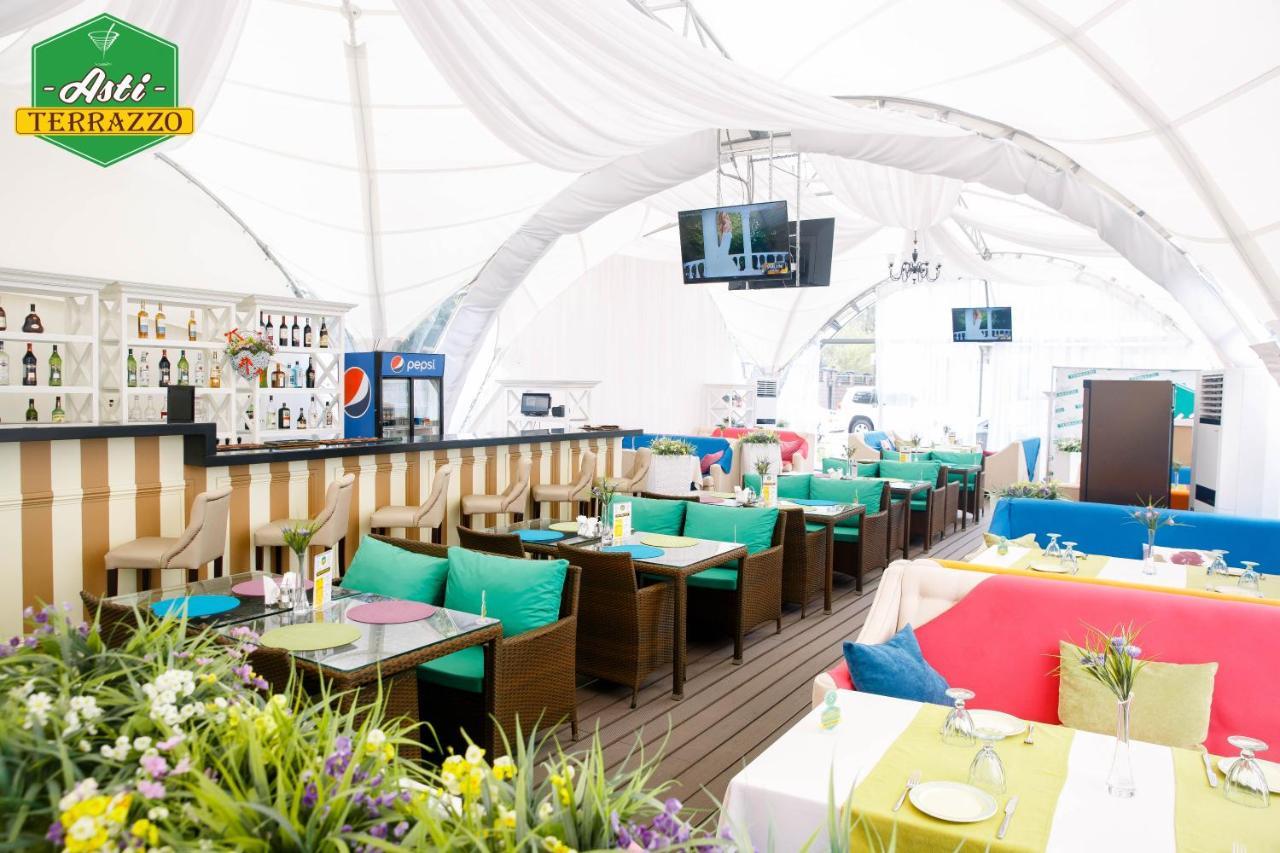 Park Hotel Karagandi Kültér fotó